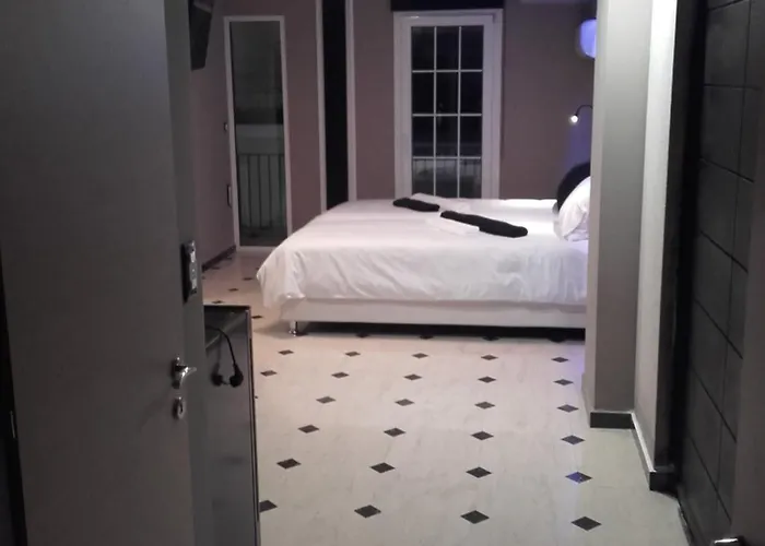 Pietra Mare Alojamento de Acomodação e Pequeno-almoço 3*