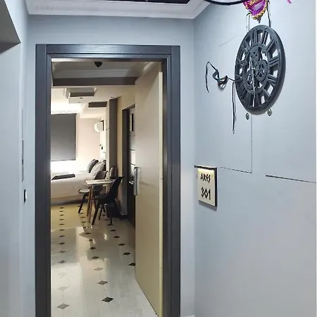 Pietra Mare פאטרה