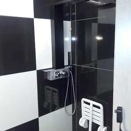 Pietra Mare פאטרה