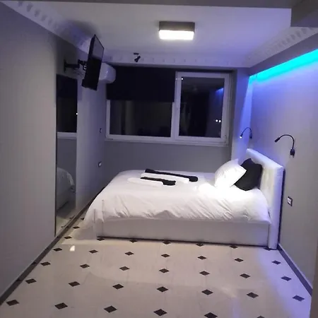 לינה וארוחת בוקר Pietra Mare