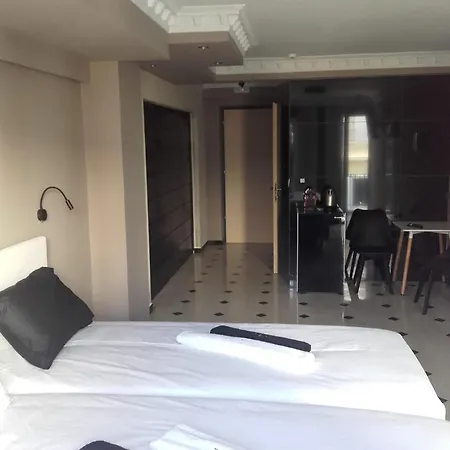 Pietra Mare Bed & Breakfast