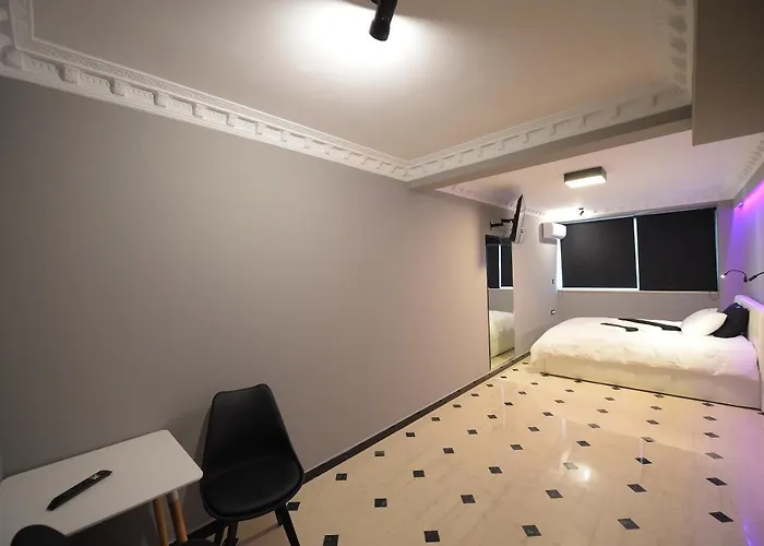 Pietra Mare Bed & Breakfast Patras