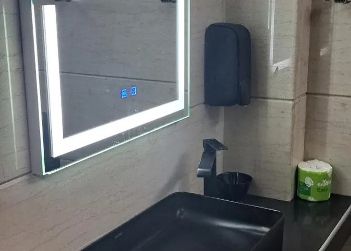 Pietra Mare Bed & Breakfast 3*